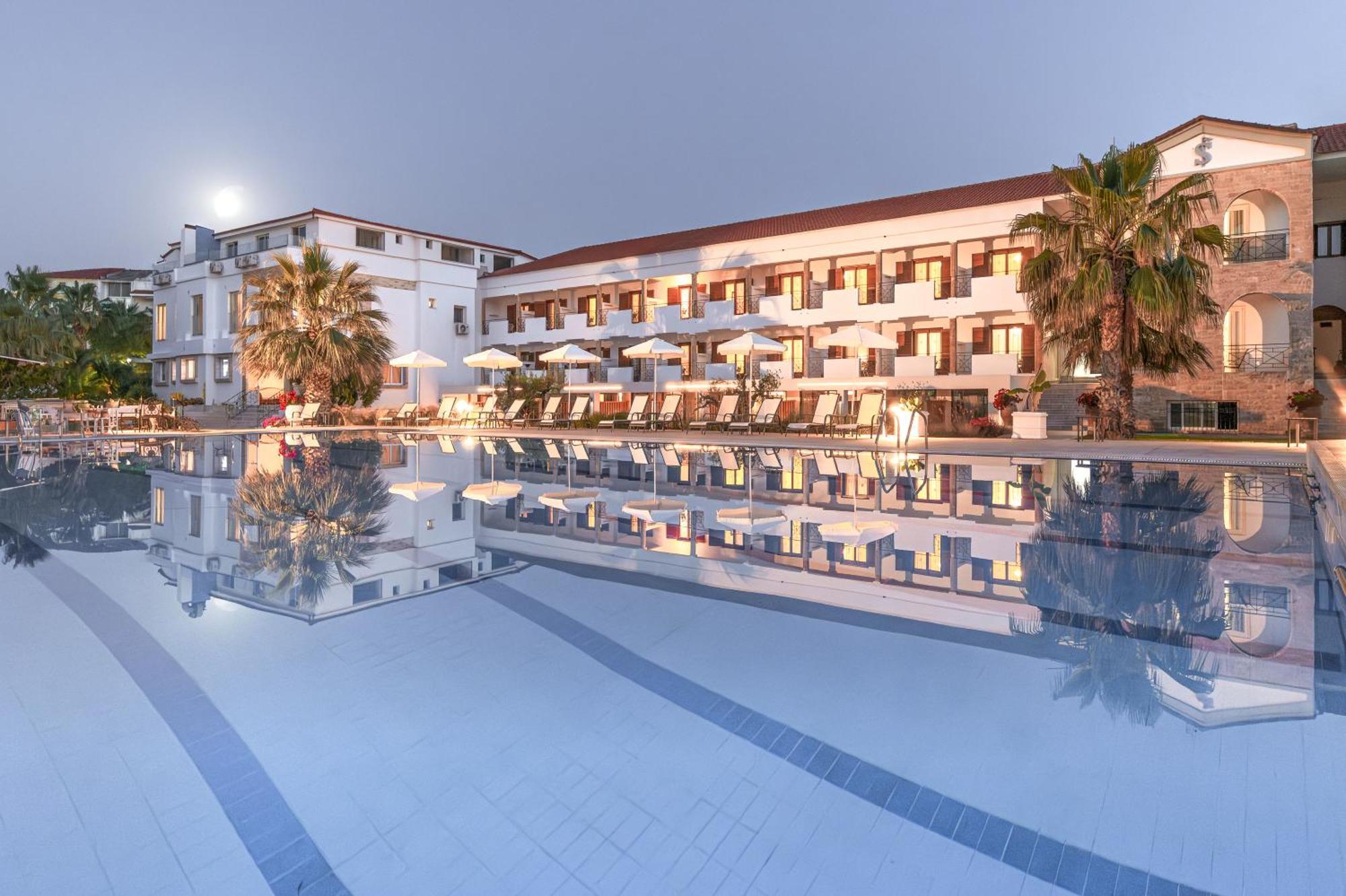 Tresor Sousouras Hotel Hanioti Exterior foto