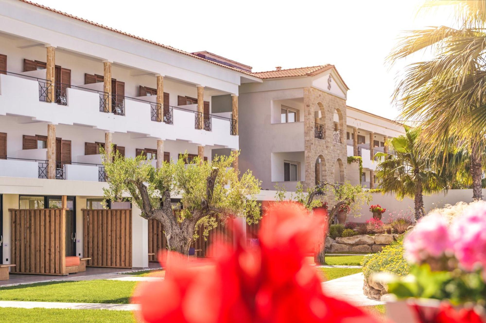 Tresor Sousouras Hotel Hanioti Exterior foto