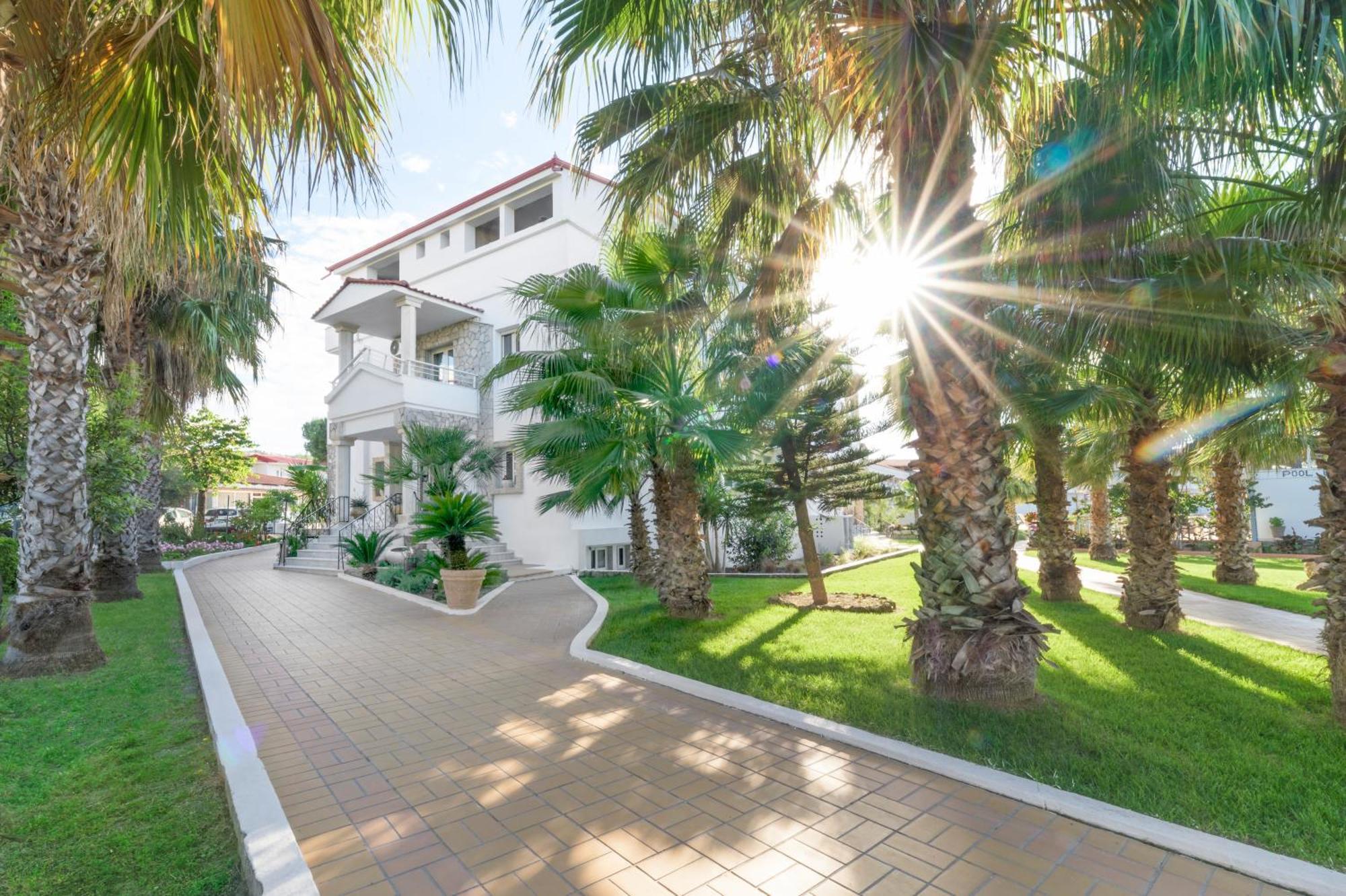 Tresor Sousouras Hotel Hanioti Exterior foto