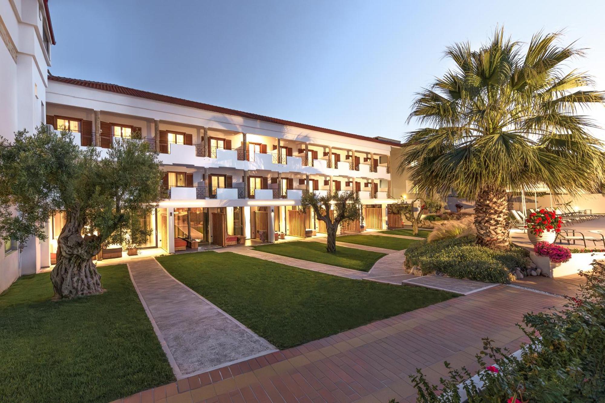 Tresor Sousouras Hotel Hanioti Exterior foto